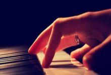 九游体育在线-阿卡扎迎来复出!尼斯期待全面复苏