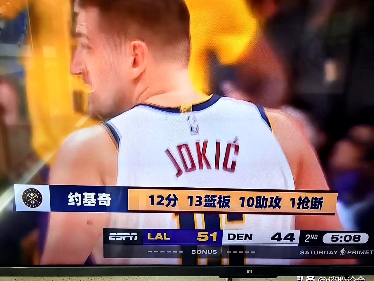 九游体育官方登录入口-掘金胜人,约基奇分篮板领先抢分手