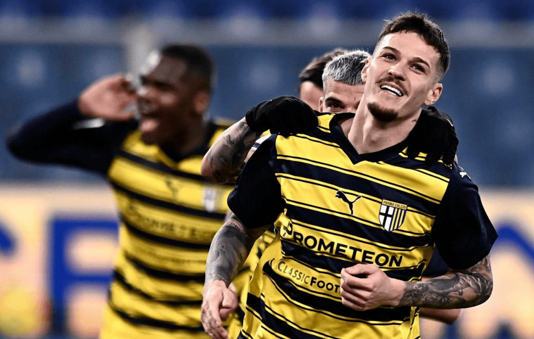 包含那不勒斯客场战胜帕尔马,继续领跑的词条 包含那不勒斯客场战胜帕尔马,继续领跑的词条