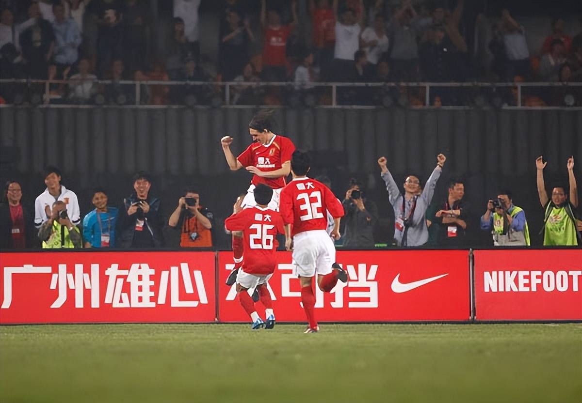 包含大连实德主场战平苏州东吴,保持不败的词条 包含大连实德主场战平苏州东吴,保持不败的词条