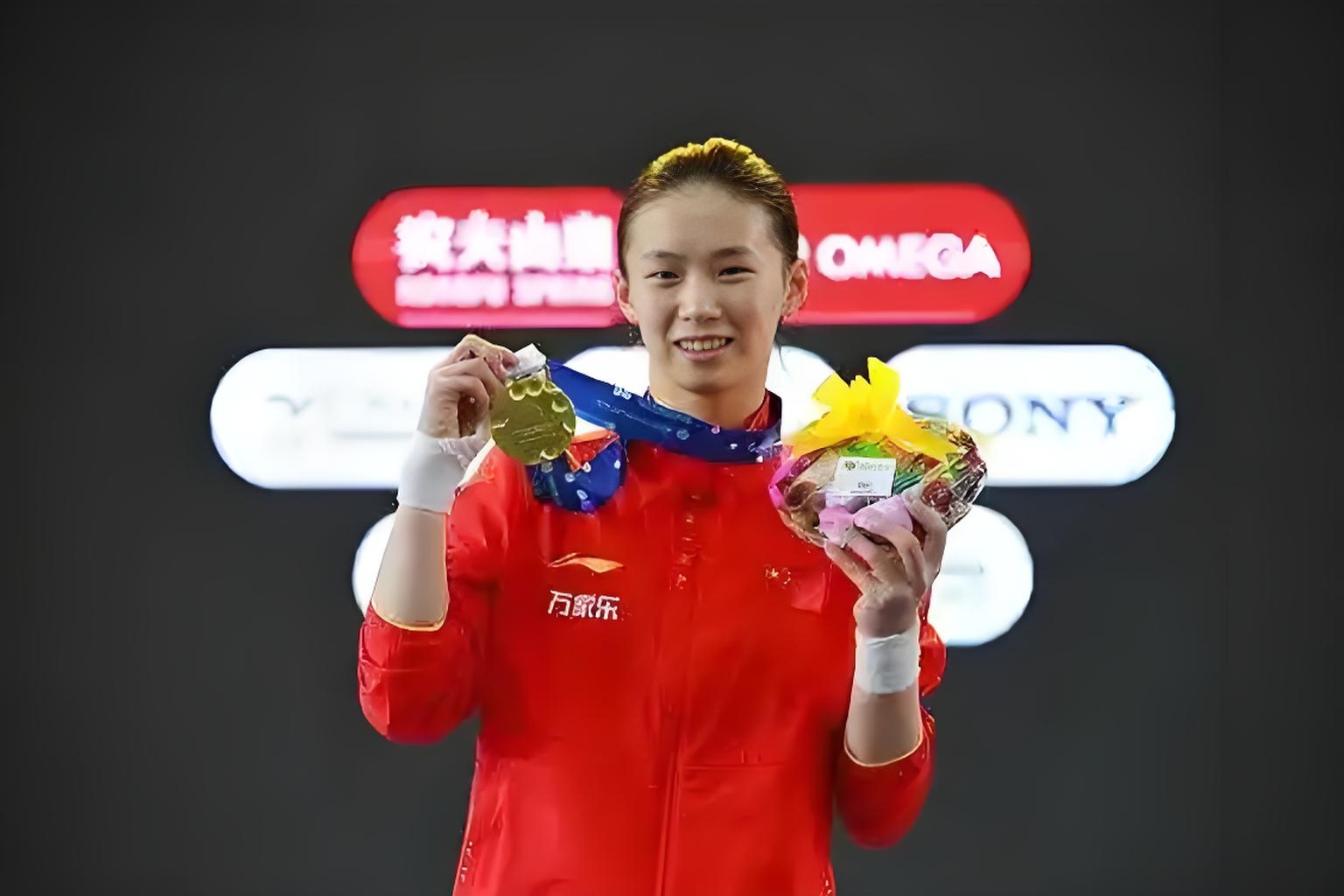 墨西哥选手在游泳赛事中斩获金牌 墨西哥选手在游泳赛事中斩获金牌