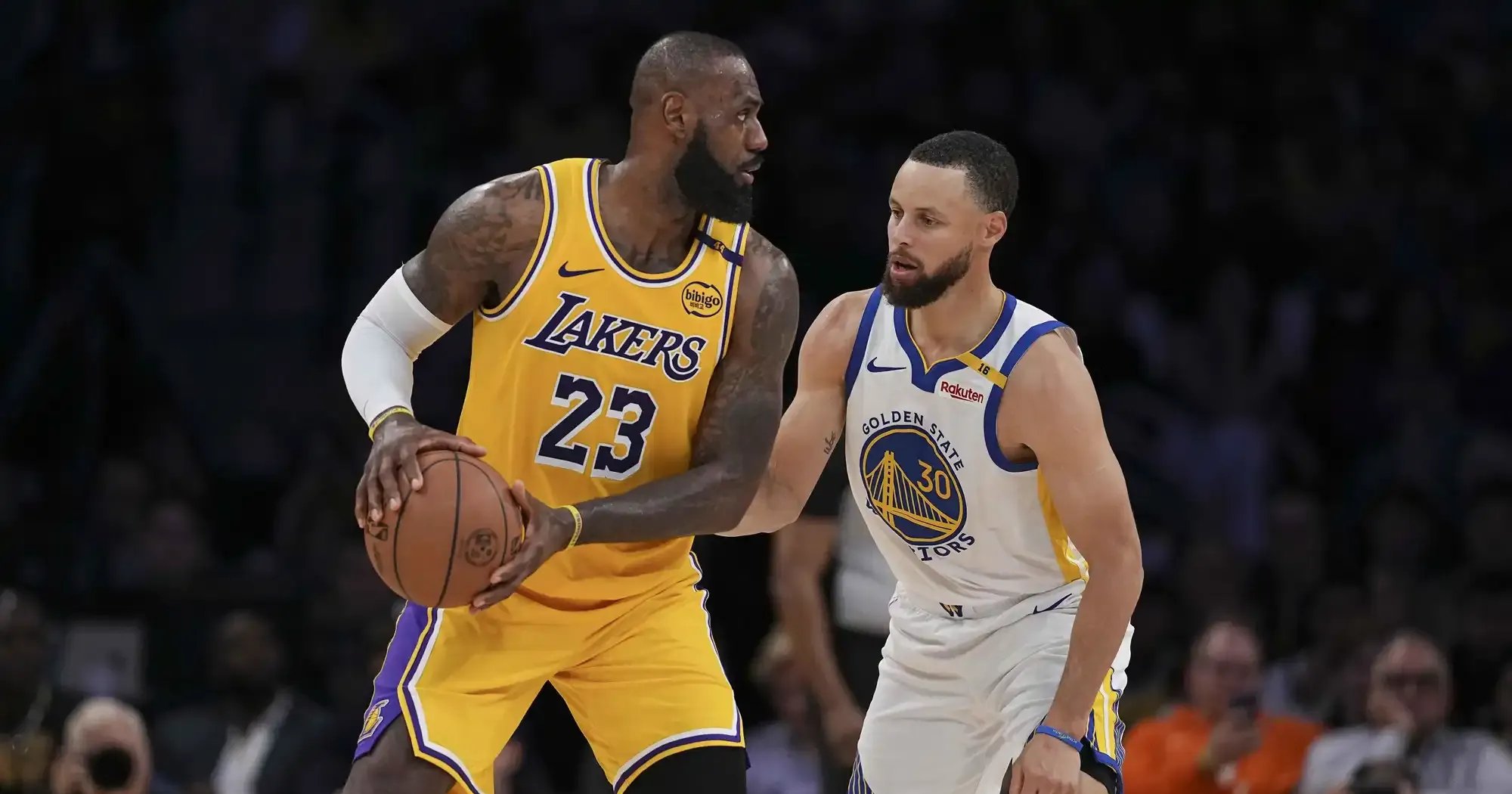 九游体育官网-詹姆斯砍下三双,率队击败快船