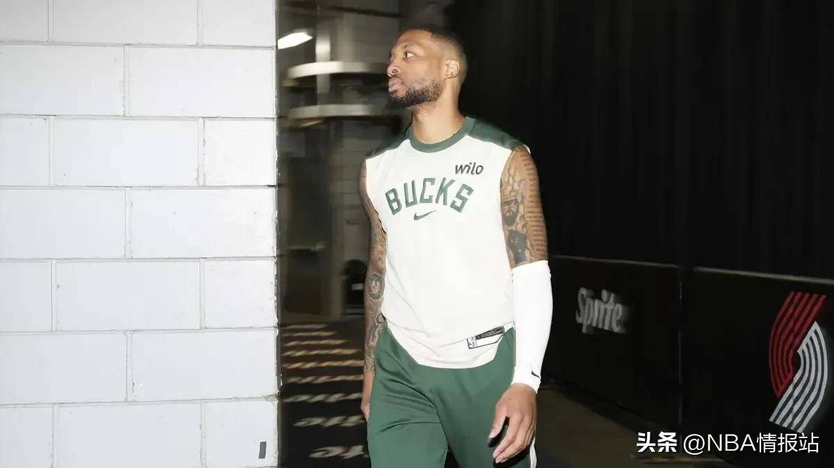 关于开拓者战胜骑士,利拉德末节关键时刻发威的信息 关于开拓者战胜骑士,利拉德末节关键时刻发威的信息