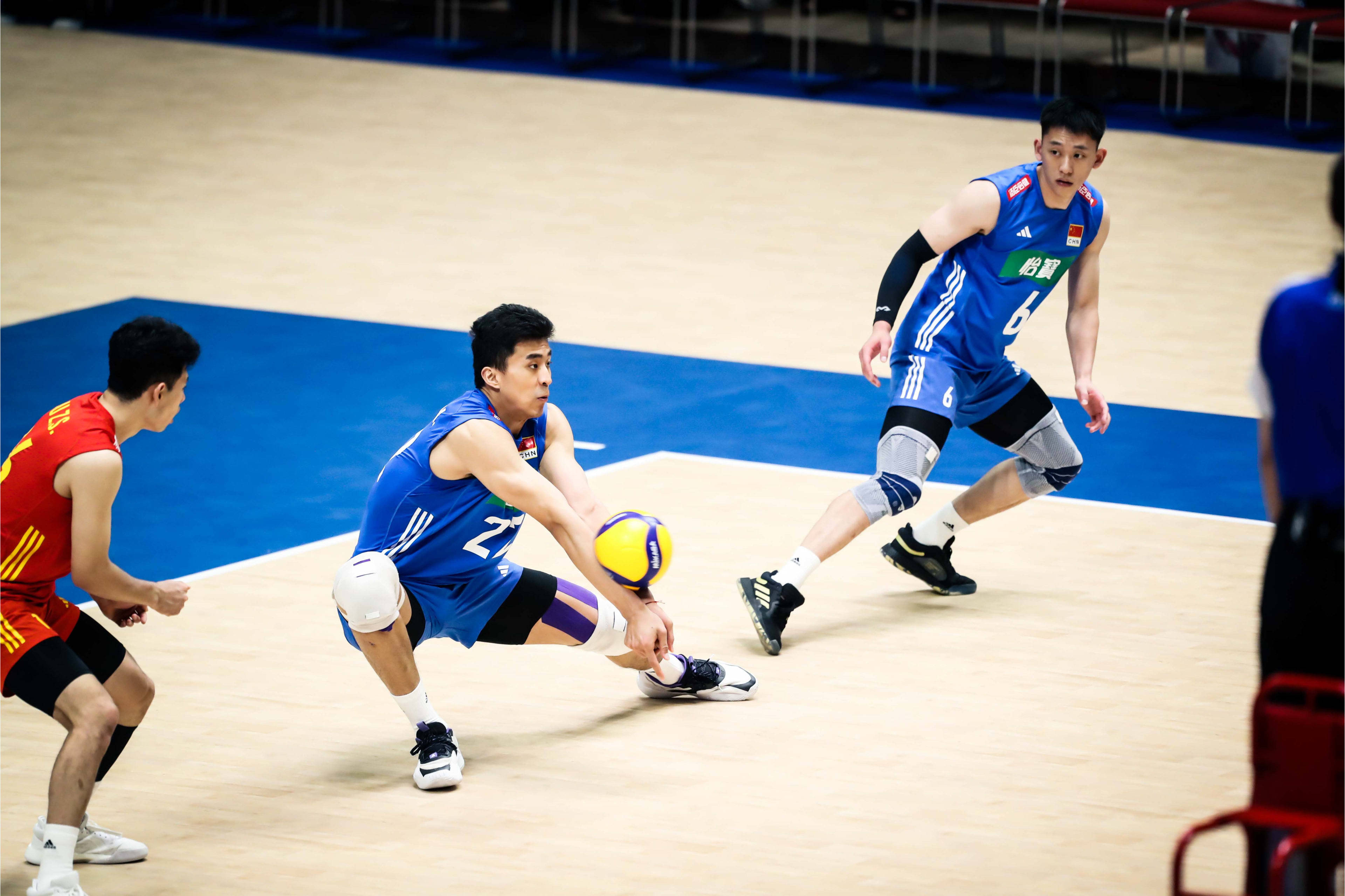 霍芬海姆客场不敌对手,难挽颓势的简单介绍 霍芬海姆客场不敌对手,难挽颓势的简单介绍