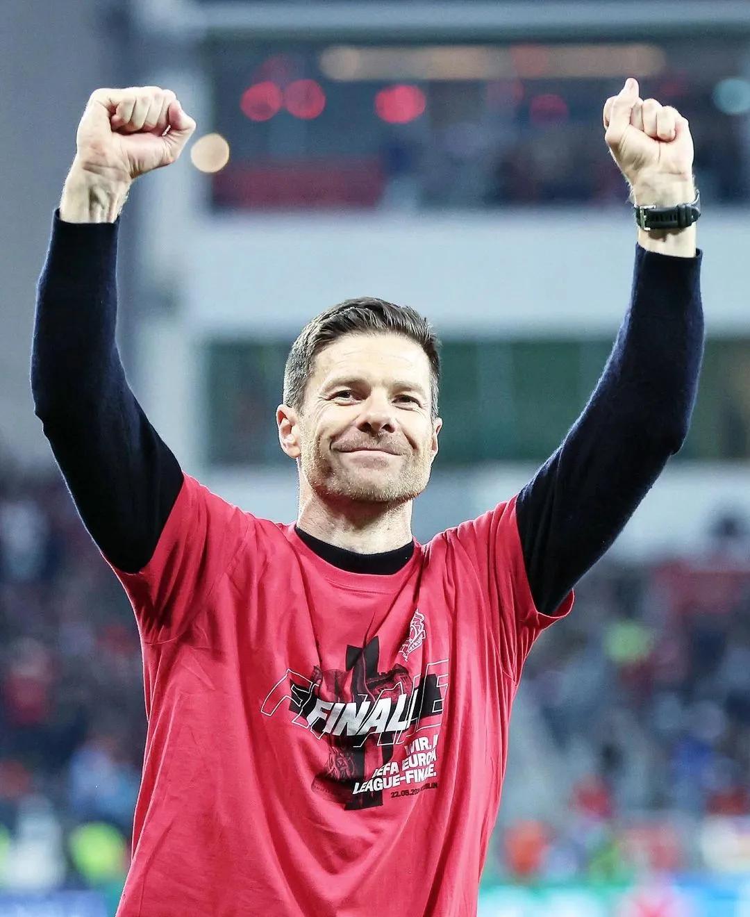 关于勒沃库森前锋连续进球，续写梦幻状态的信息