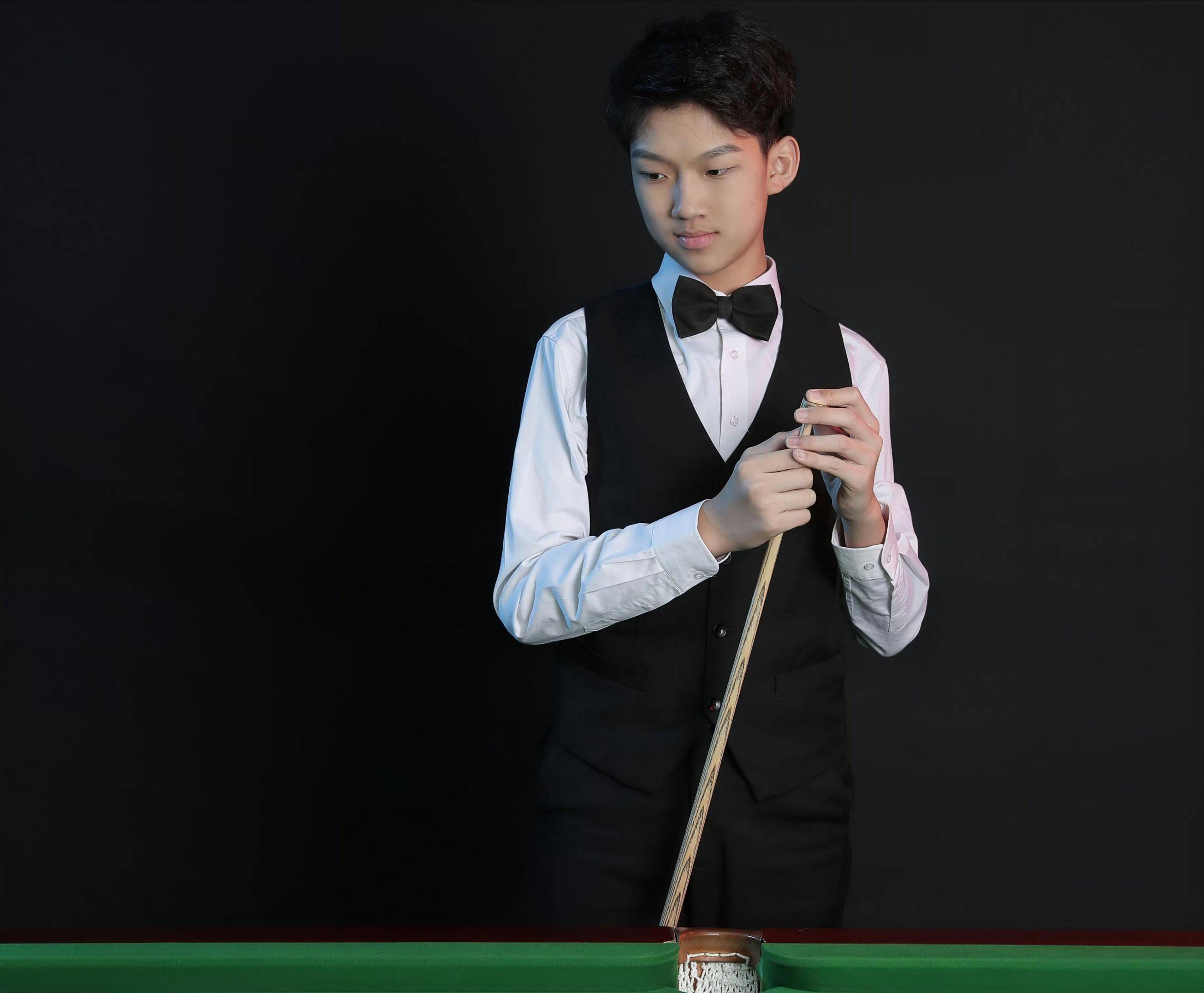 九游体育在线登录-勇士队主将出场仅15分钟,新秀球员接管比赛赢下比赛的简单介绍