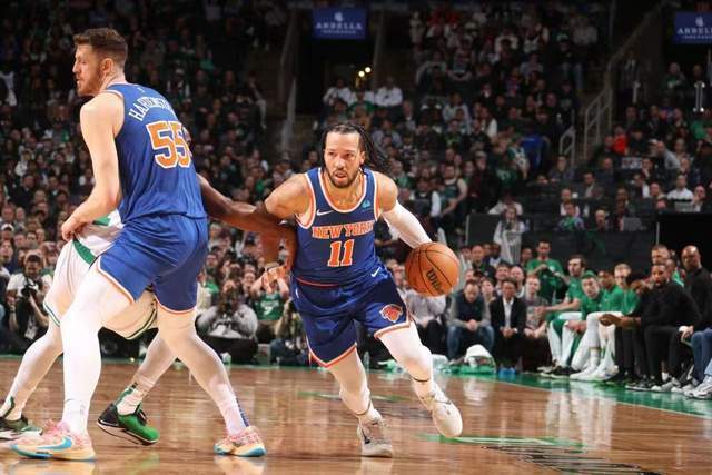 尼斯主场取胜,球队表现出色拿下关键三分 尼斯主场取胜,球队表现出色拿下关键三分