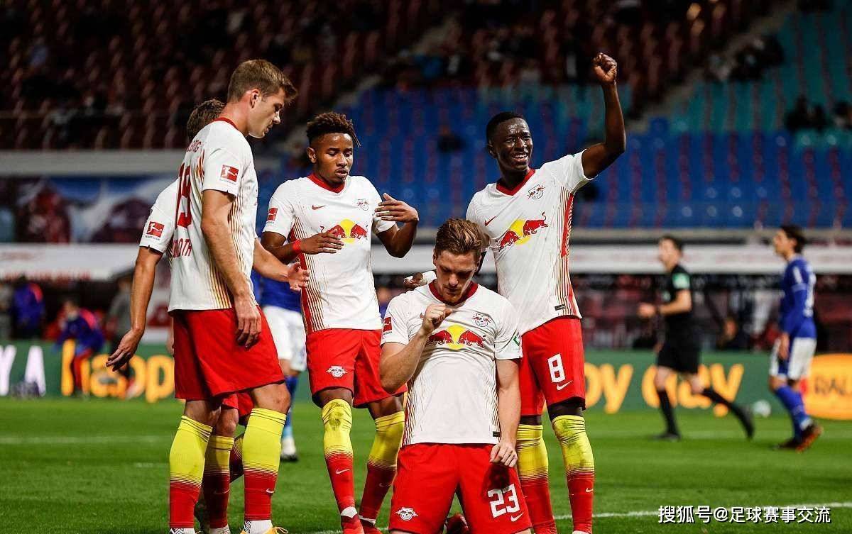 包含莱比锡红牛队在比赛中展现出强悍实力,轻松获胜的词条 包含莱比锡红牛队在比赛中展现出强悍实力,轻松获胜的词条