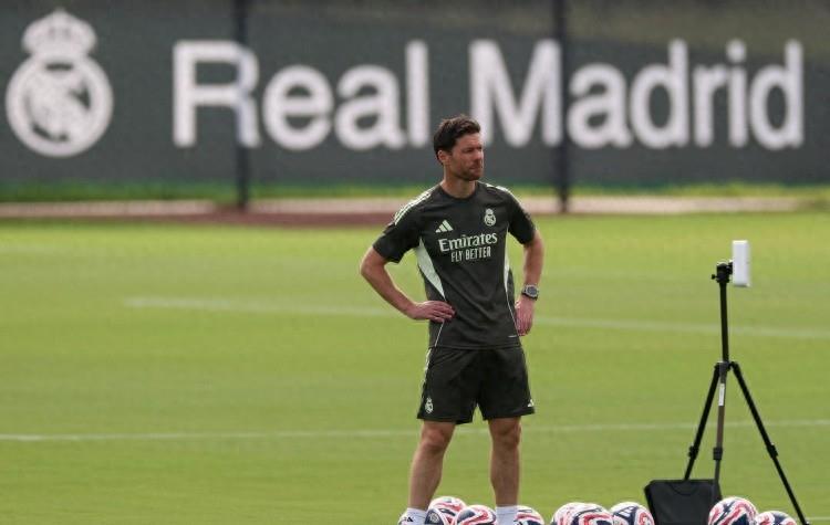 皇马客场胜马赛，提前包揽小组头名的简单介绍