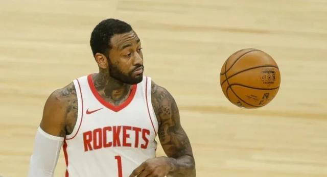 火箭主场不敌爵士,沃尔受伤提前退场 火箭主场不敌爵士,沃尔受伤提前退场