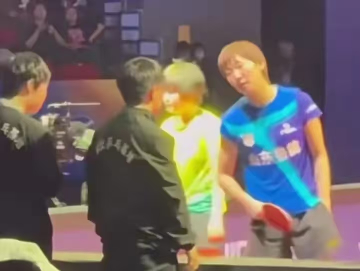 看完这场比赛，我怀疑他们开挂了