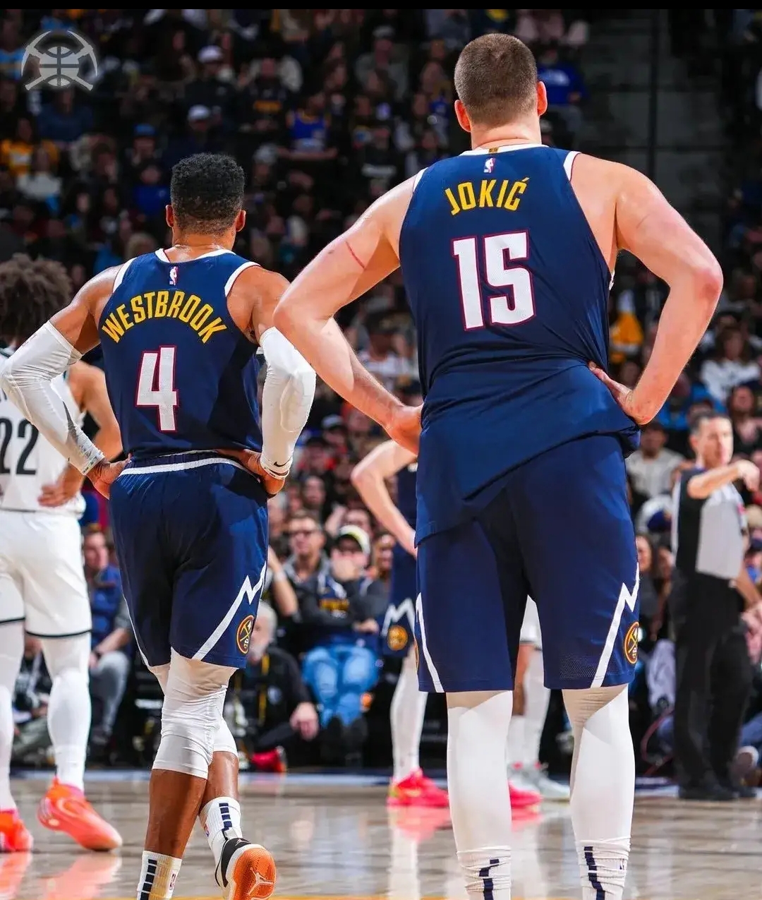 雷霆不敌湖人,维斯布鲁克砍下分 雷霆不敌湖人,维斯布鲁克砍下分