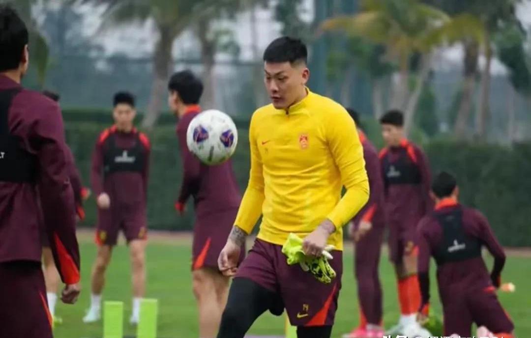 精彩对决呼之欲出,球星准备出战 精彩对决呼之欲出,球星准备出战