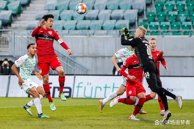 关于施图加特迎来胜利，沃尔夫斯堡遗憾失利的信息