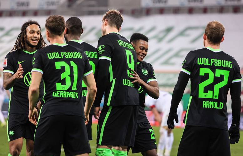 关于沃尔夫斯堡客场平局，稳定不败状态的信息